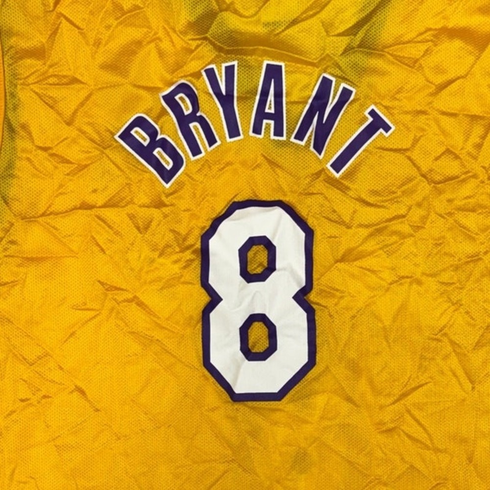 Lakers Kobe Bryant Jersey Mens XL Champion NBA Basketball Gold Size 48 Vintage - Picture 6 of 7